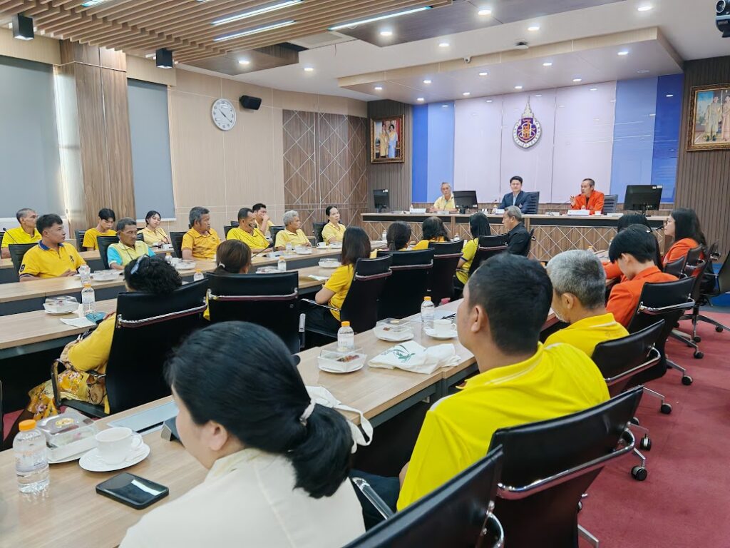 ดูงานการกำจัดขยะ