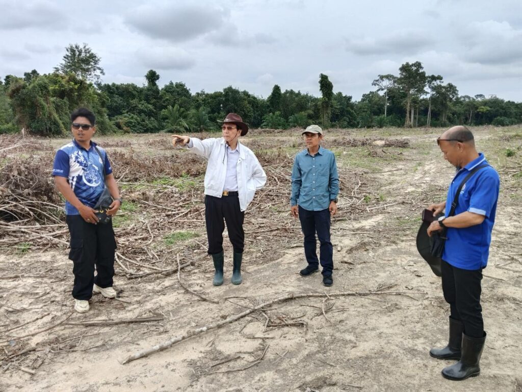 อธิการบดีลงพื้นที่สำรวจ ณ ศูนย์สมาร์ทฟาร์ม