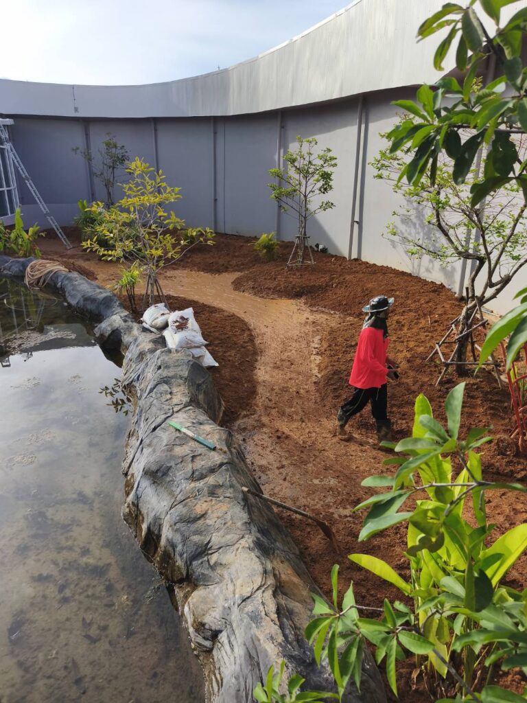 จัดภูมิทัศน์น้ำตก