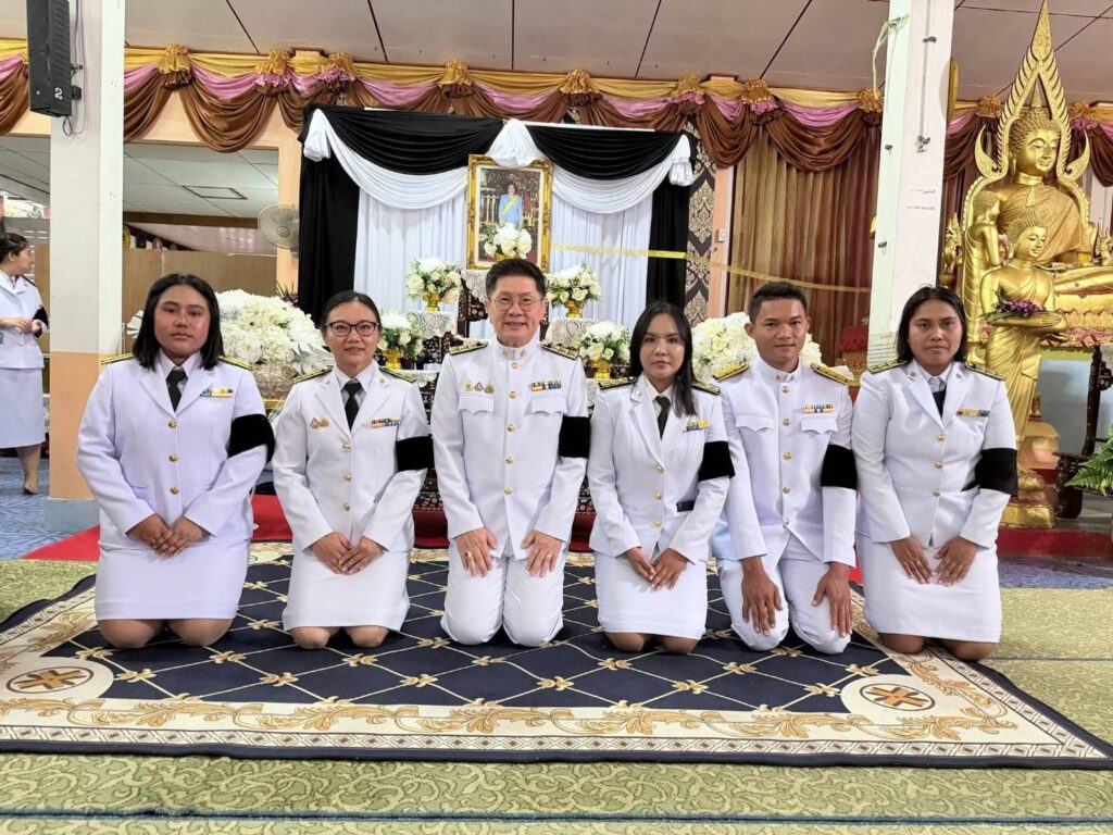 เข้าร่วมพิธีบำเพ็ญกุศลปัญญาสมวาร (๕๐ วัน)